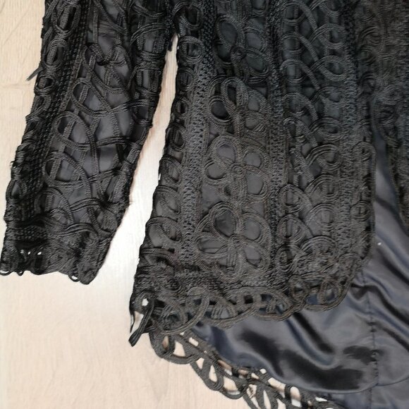 Victorian vintage guipure lace black lace jacket - Picture 4 of 11